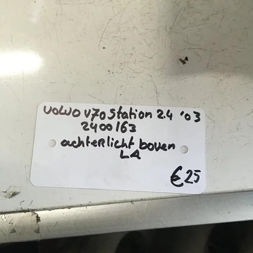 Volvo V70 Station 2.4 automaat 2003 Wagennr 2400163  Achterlicht Linksachter boven