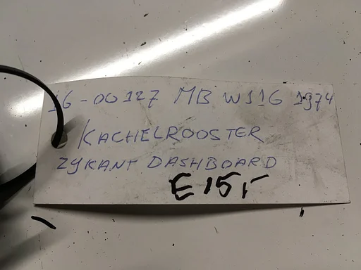 Mercedes W116 1974 Wagennr 1600127 Luchtrooster zijkant