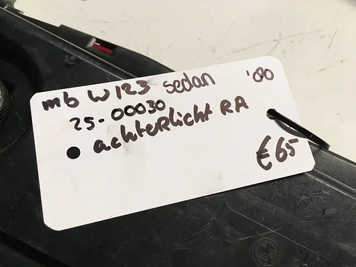 Mercedes W123 Sedan 2.3 1983 Wagennr 2500030  Achterlicht