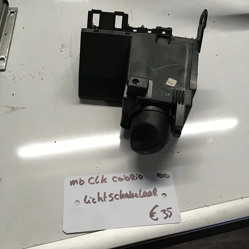 Mercedes CLK  Cabrio   2000  Lichtschakelaar
