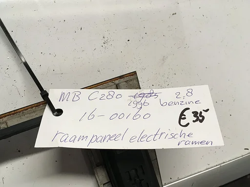 Mercedes C 280 1996  wagennr 1600160  schakelpaneel met Raambedieningsschakelaars