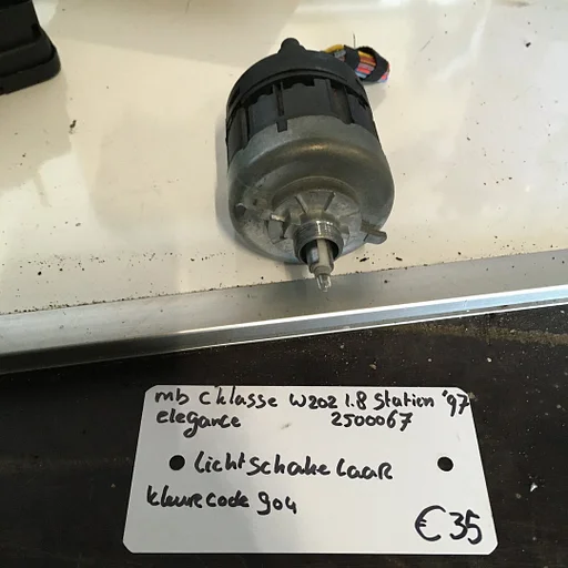 	Mercedes C klasse W202 1.8 sw 1997 wagennr 2500067 Lichtschakelaar