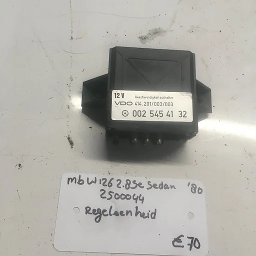 Mercedes W126 280 SE Sedan 1980 Wagennr 2500044  Module 002 545 41 32