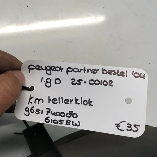 Citroen C1 5drs 1.0 12v 2010  2500078  Km Tellerklok  9651740080 6105 EW