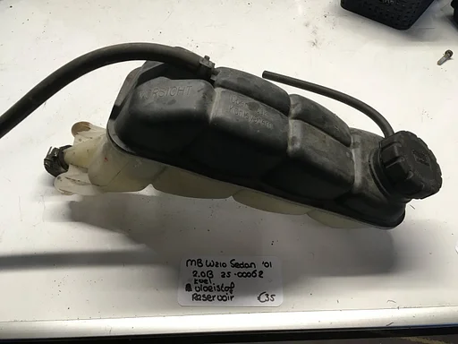Mercedes W210 sedan 2.0 B 2500062 2001  Koelvloeistofreservoir