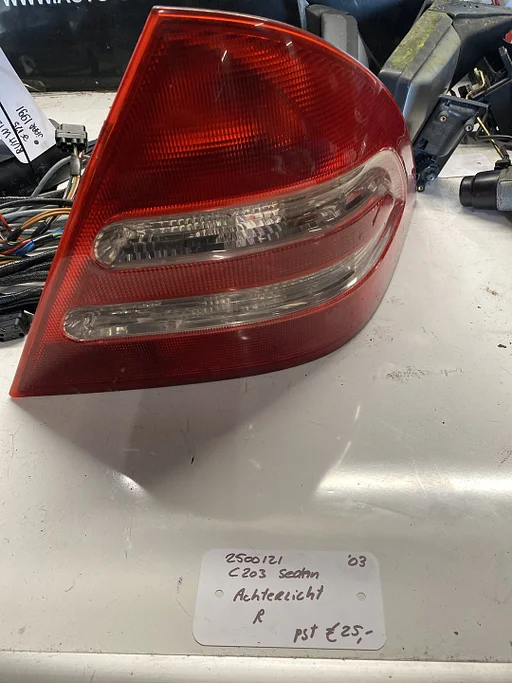 Mercedes C203 2003 2500121 Achterlicht Links of Rechts