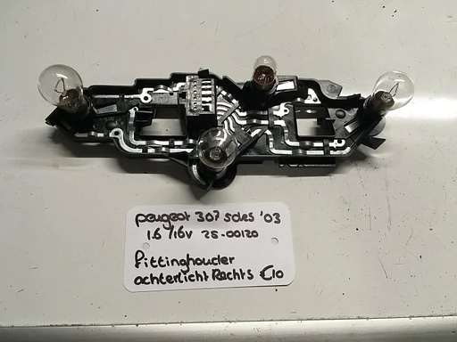 Peugeot 307 1.6 16v 5drs 2003 2500120 Fitting tbv Achterlicht Rechts