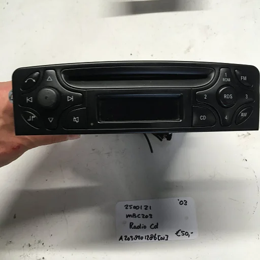 Mercedes C203 2003 2500121  Radio Cd Speler Becker A 203 820 12 86 [01]