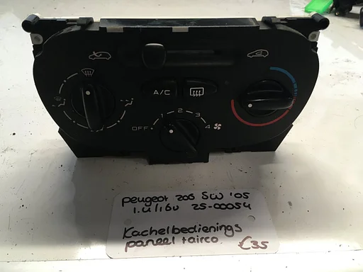 Peugeot 206 Sw 1.4 16v 2005 2500054  Kachelbedieningspaneel (airco)