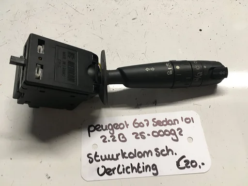 Peugeot 607 Sedan 2.2B 2001 2500092  Richtingaanwijzerschakelaar