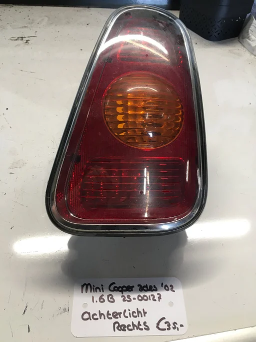 Mini Cooper 1.6 3drs 2002  Achterlicht Rechts