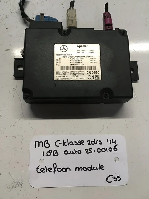 Mercedes C klasse Coupe 1.8 2014  2500106  Telefoon module A 242 900 48 01