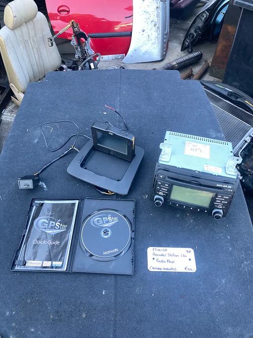 Hyundai I30 station 1.6 Diesel 2008 2500138  Radio Navigatiesysteem