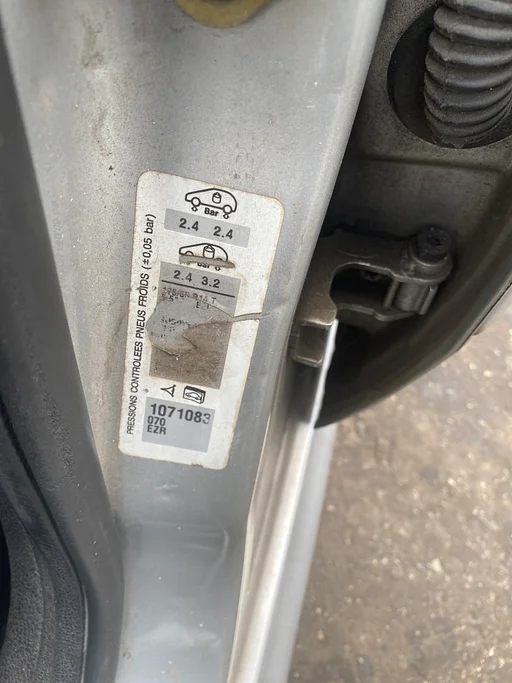 Peugeot 206 SW 2006 2500181  Voorscherm rechts