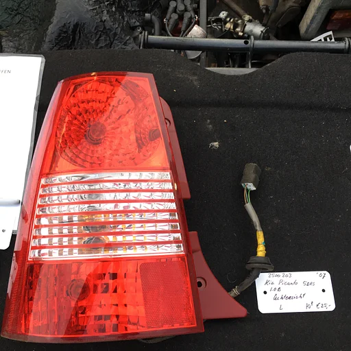 Kia Picanto 1.0 Benzine 5drs 2007 2500203 Achterlicht Links of Rechts