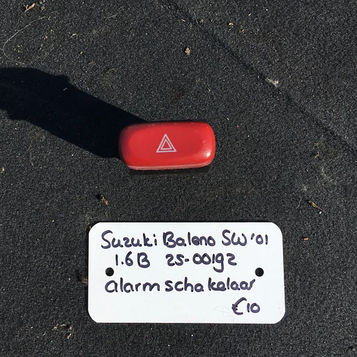 Suzuki Baleno Sw 1.6 Benzine 2001 2500192 Alarmlichtschakelaar
