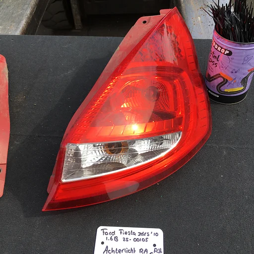 Ford Fiesta 3 drs 1.6 Benzine 2010 2500105 Achterlicht Rechtsachter of Linksachter