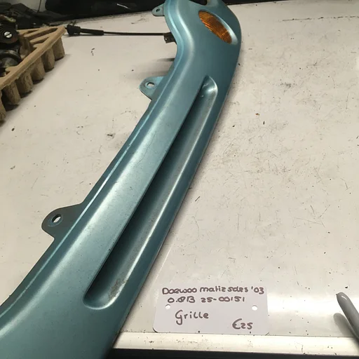 Daewoo Matiz 0.8 5drs 2003 2500151  Grille