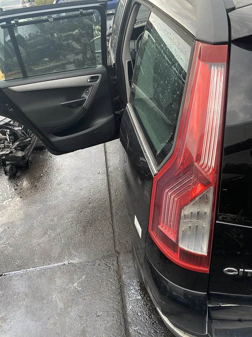 Citroen C4 Picasso 1.6 automaat 2010 2500125 Achterlicht Linksachter of Rechtsachter
