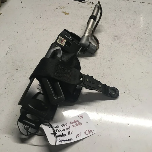 Volvo S40 Sedan 2.4 B 2005 2500048  Gordel met spanner Linksvoor of Rechtsvoor