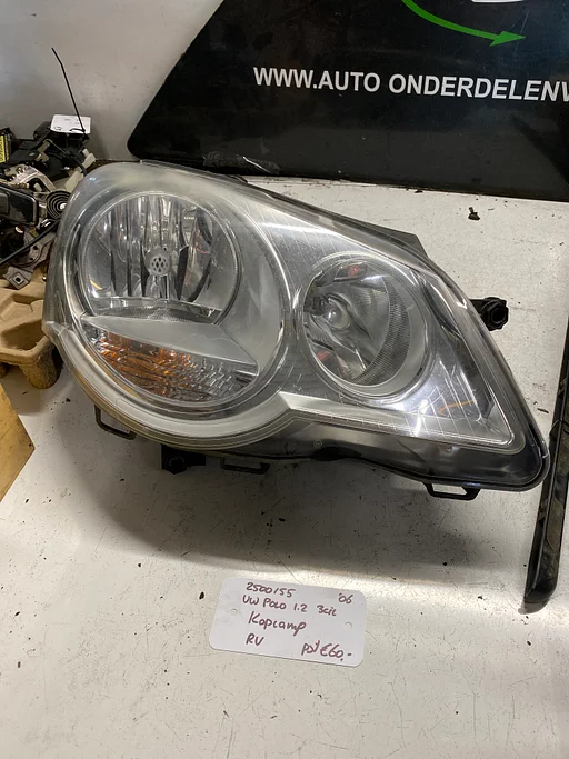 Vw polo 1.2 3 cil. 5 drs 2006 2500155 Elektr Koplamp  Rechtsvoor of Linksvoor