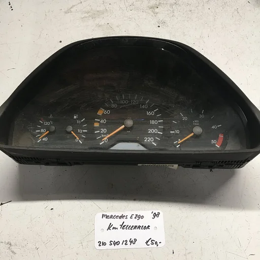 Mercedes E290  Km Tellerklok    210 540 1248