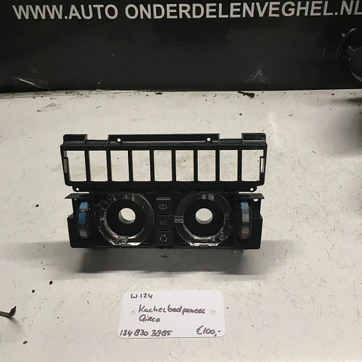 Mercedes W124 Kachelbedieningspaneel (airco)   124 830 3885