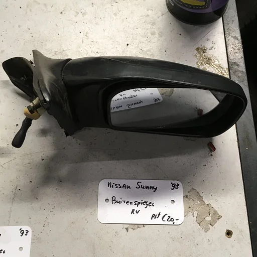 Nissan Sunny 1993 Buitenspiegel Rechtsvoor