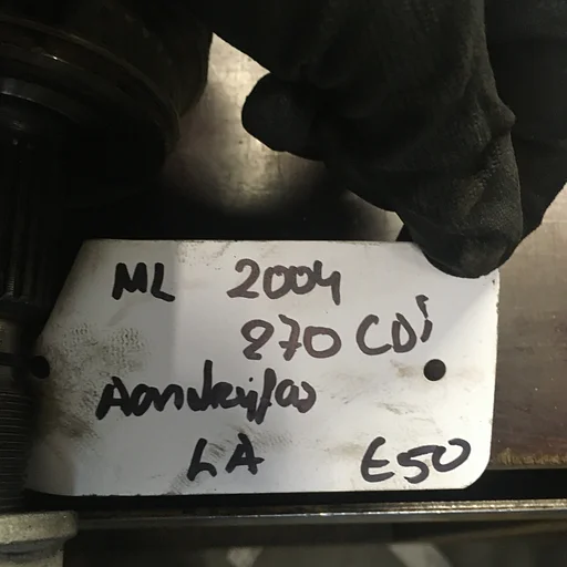 Mercedes ML 270CDI 2004 Aandrijfas Linksachter of Rechtsachter