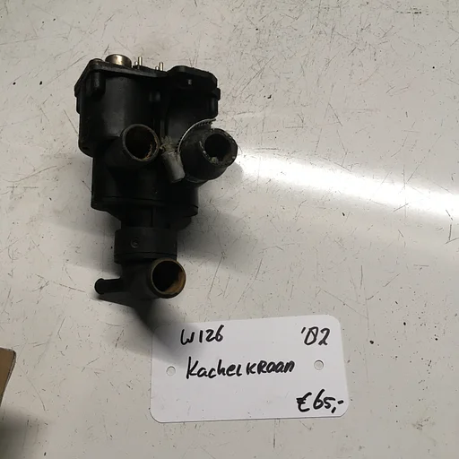 Mercedes W126 1982  Kachelkraan