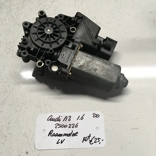 Audi A3 1.6 2000 2500226  Raammotor Linksvoor of Rechtsvoor