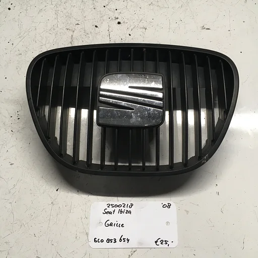 Seat Ibiza 1.9tdi 5drs 2008 2500218  Grille  6L0 853 654