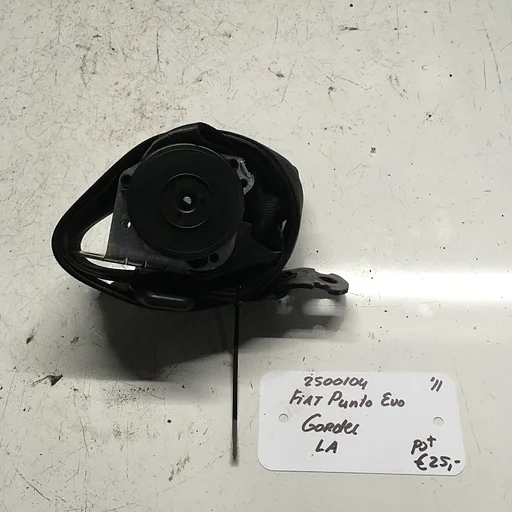 Fiat Punto Evo 5drs  1.3 Diesel 2011 2500104 Gordel Linksachter of Rechtsachter