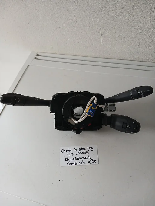 Citroen C2 3drs 1.1B 2600036 stuurkolom combischakelaar '09
