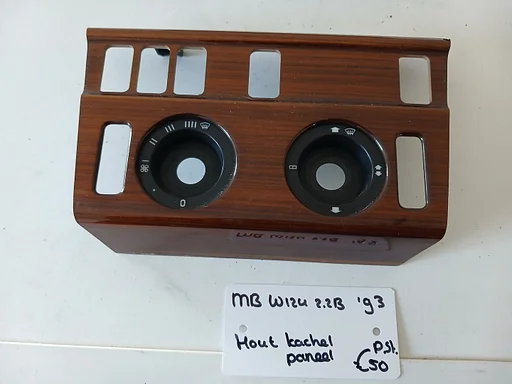 MB W124 2.2B 4drs Houten paneel rondom kachelbedieningspaneel '93