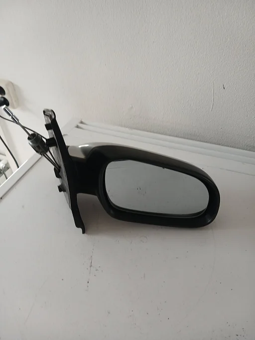 VW Fox 3drs 1.2B 3 cilinder Buitenspiegel RV handbediend '07