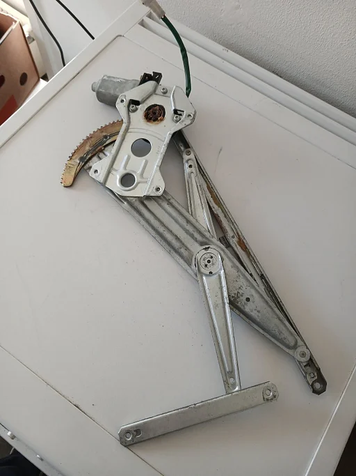 Suzuki Alto 5drs 1.0B 2600057 Raammechanisme LV '03