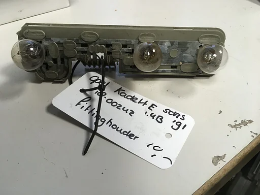 Opel Kadett E '91 Fittinghouder