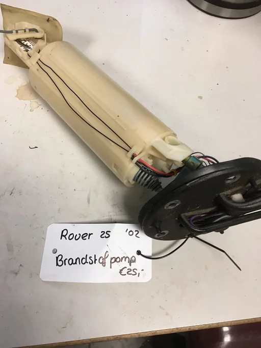 rover 25 1.8 '02 brandstofpomp