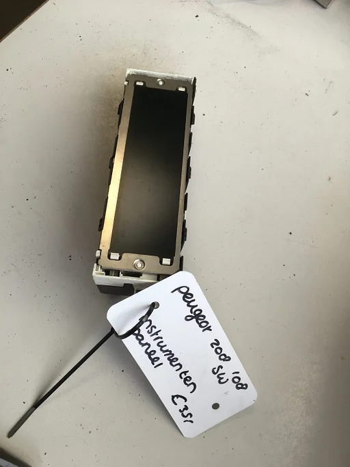 Peuegot 207 SW '08 Instrumentenpaneel