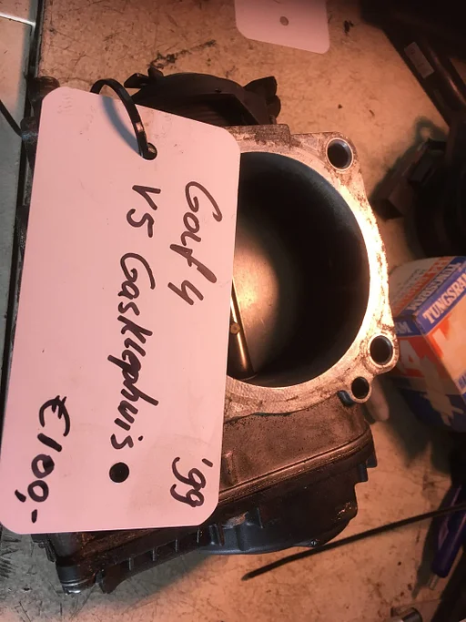 VW golf 4 gasklephuis v5 '99