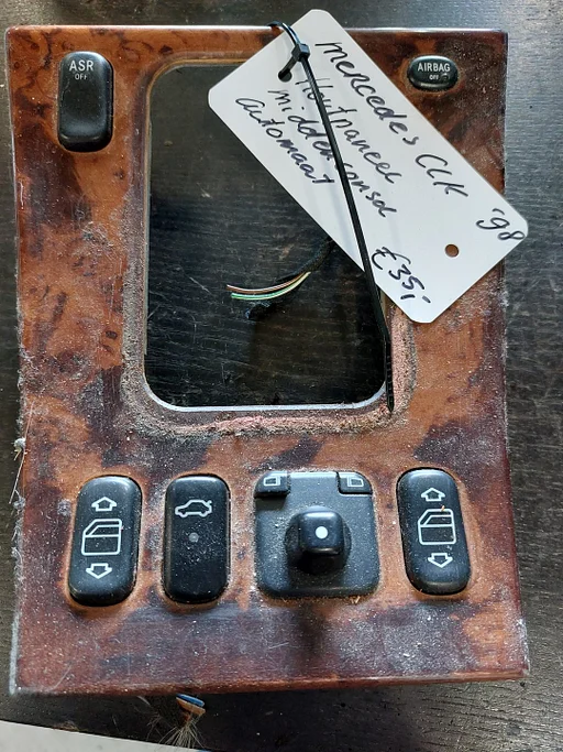 CLK houtpaneel middenconsole automaat '98