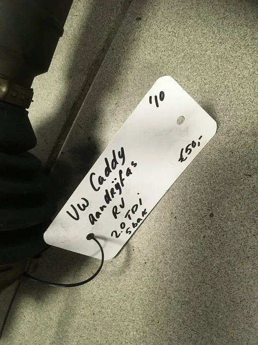 Vw Caddy aandrijfas rechtsvoor 2.0 tdi 5bak