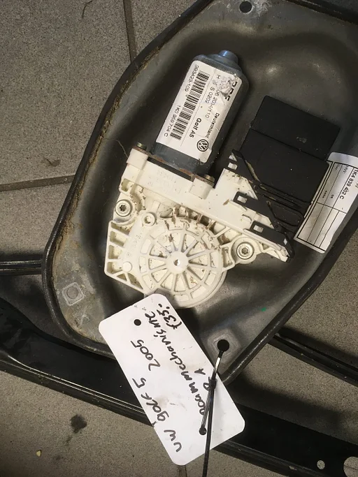 Vw golf 5 bwjr'05 electr. raammech. Ra