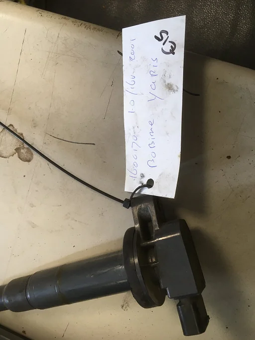 Toyota yaris 1.0 bobine 2001