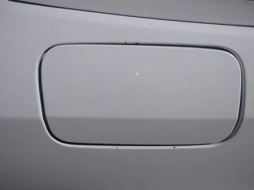 tankklep Mercedes W124 147 is kleur code