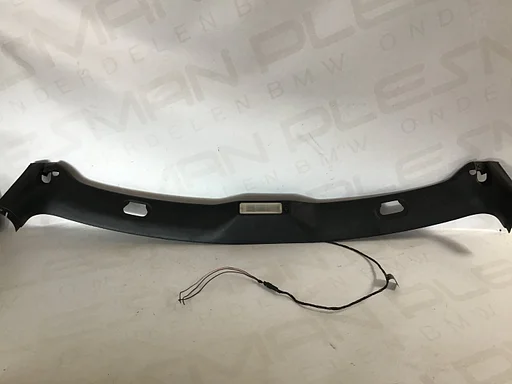 Rijwindgeleider boven BMW E36 Z3 51448397551