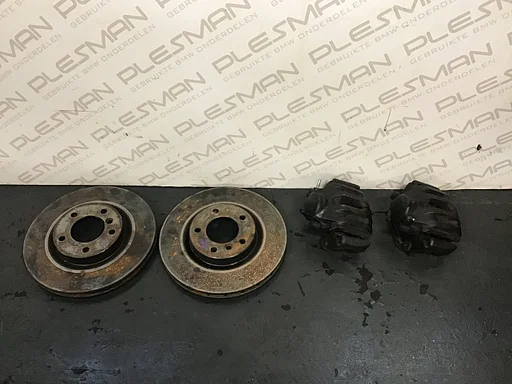 Set remklauwen + schijven (voor) BMW E36 M3