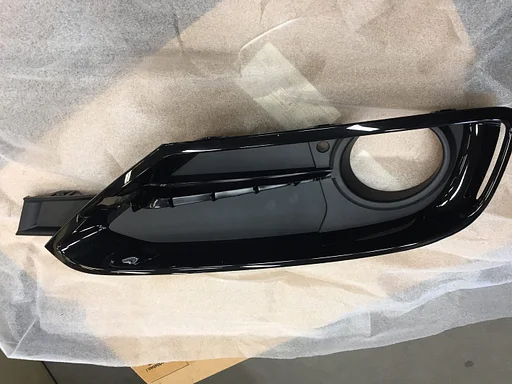 Bumper rooster BMW F30 F31 links oe 51117300737 ORG NIEUW BMW
