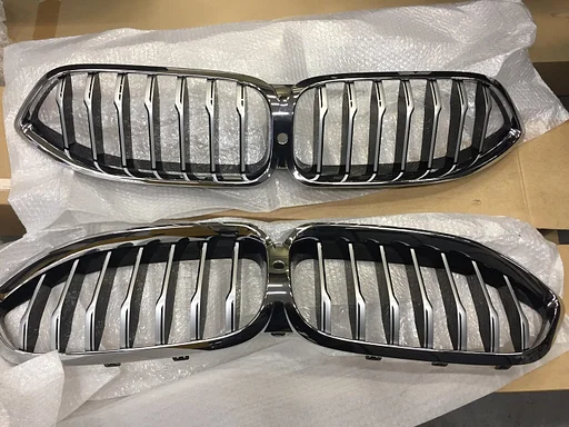 Grille Nieren BMW 8 M CAM  serie G14 G15 G16 oe 51138092674 ORG NIEUW BMW